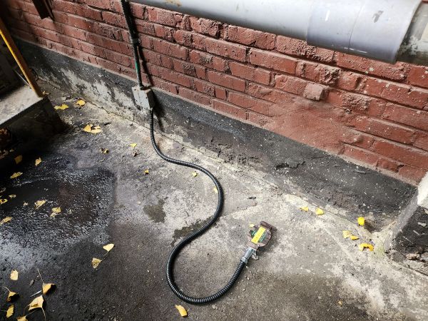 유한테크 신형 전자식 누액감지기 교체 설치 완료 2