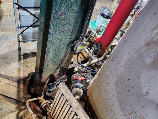 유한테크 신형 전자식 누액감지기 교체 설치 완료 4