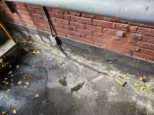 구형 필름식 누액감지기 노후화 상태 2